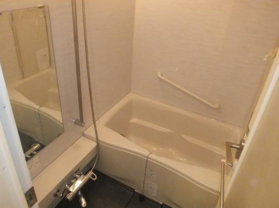 バス・シャワールーム　☆ゆっくりくつろげるお風呂☆