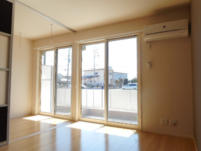 居室・リビング　他部屋参考写真