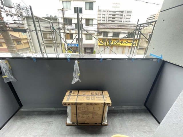 バルコニー　現状優先