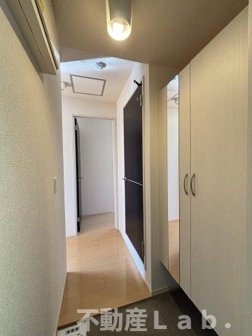 玄関　※同一建物別号室のお写真です。