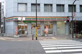 コンビニ　セブンイレブン大田区西蒲田7丁目店（コンビニ）まで100m