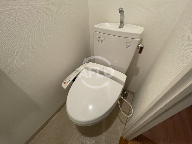 トイレ　北浜プライマリーワン　温水洗浄便座