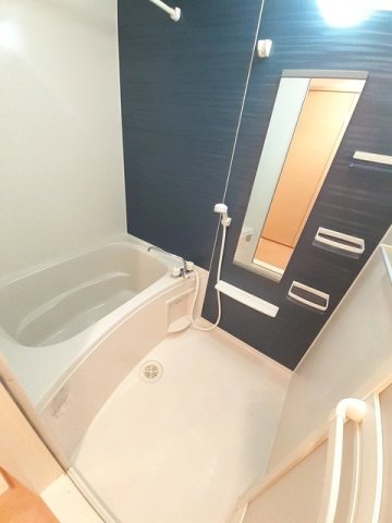 バス・シャワールーム　お風呂です