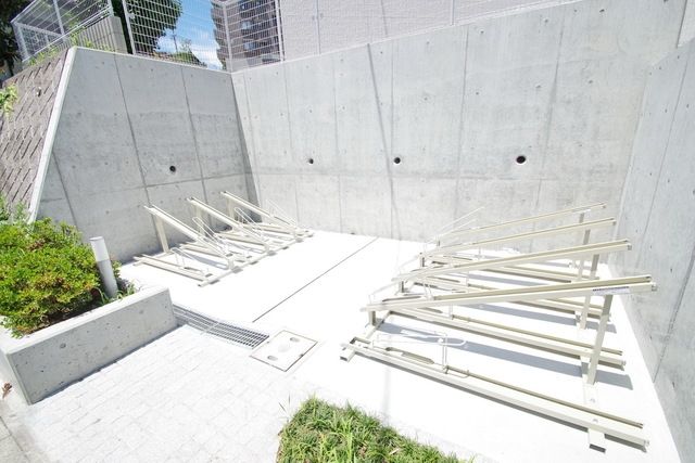 駐車場　★お部屋探しはタウンハウジング稲田堤店まで★