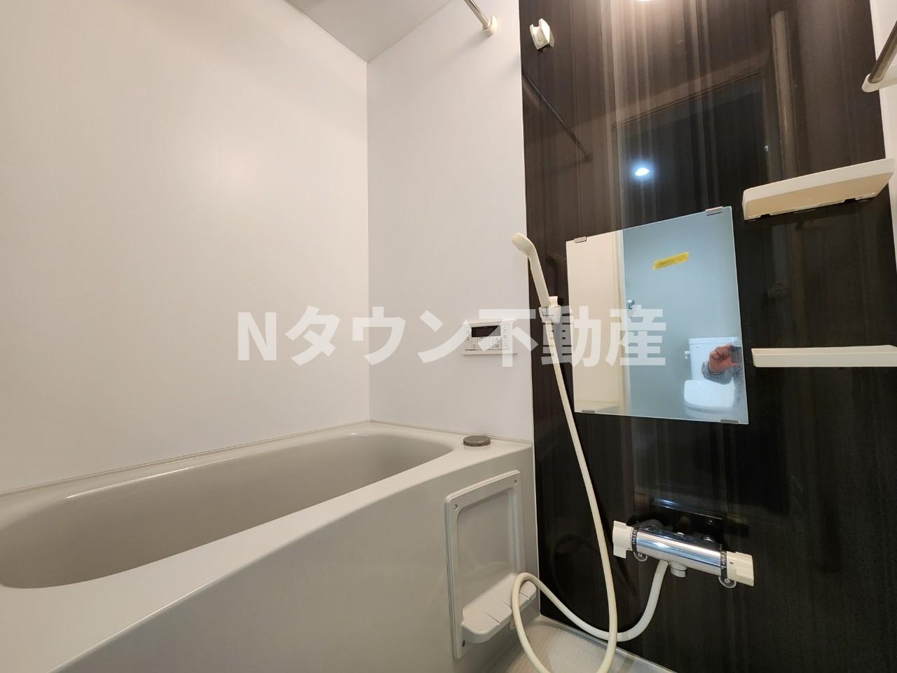 バス・シャワールーム　お風呂で日々の疲れを落としましょう