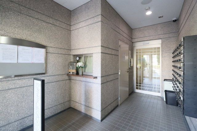 エントランス　毎日通るエントランス♪