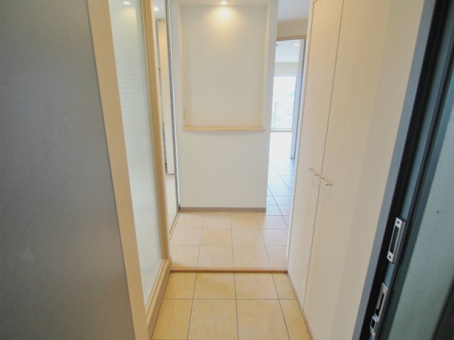 玄関　※別部屋のお写真です※
