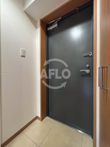 玄関　オーキッドレジデンス塚本　玄関