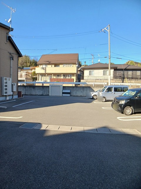 駐車場　駐車場