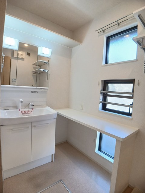 洗面設備　洗面所