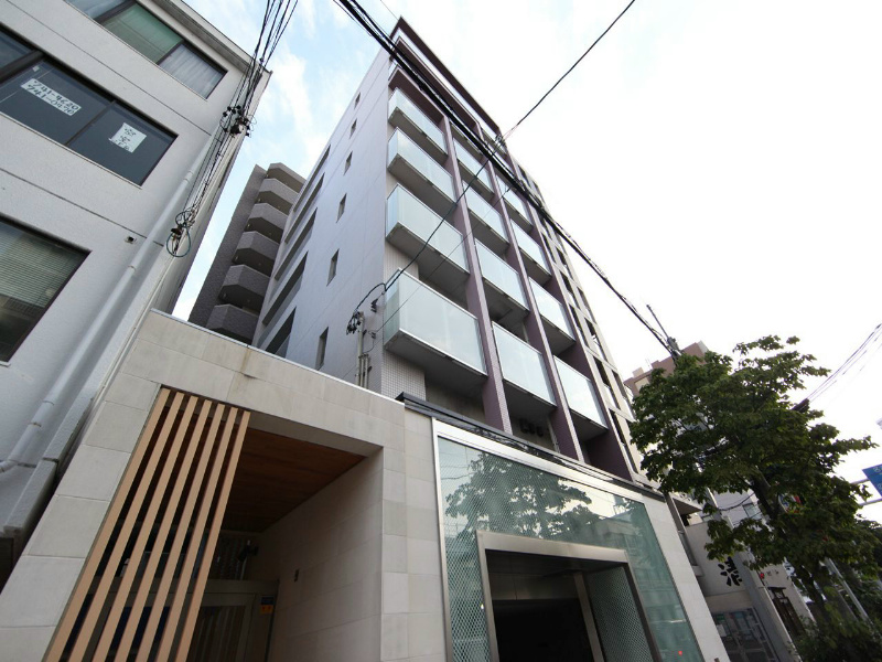 建物外観　外観　オートロック　防犯カメラ　宅配ＢＯＸ　家具家電ご用意で