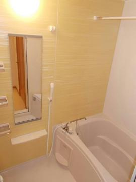 バス・シャワールーム　乾燥機能付き