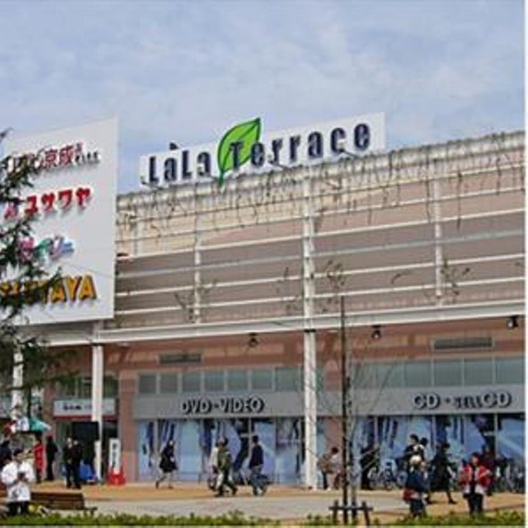 ショッピングセンター　LaLaテラス 南千住（ショッピングセンター）まで1400m