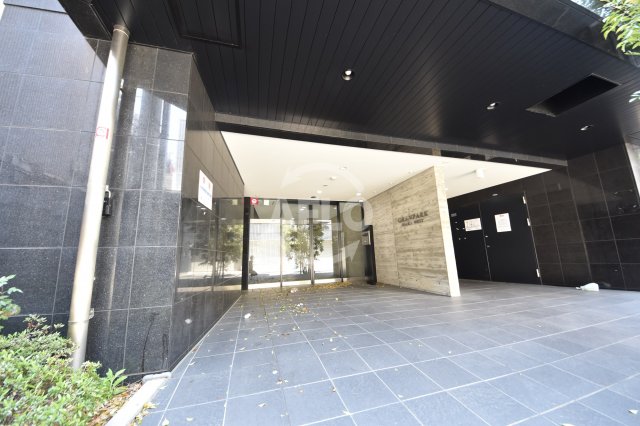 エントランス　グランパーク大阪WEST　エントランス