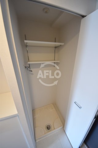 その他設備　グランパーク大阪WEST　室内洗濯パン