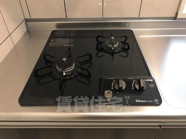 キッチン　3口ガスコンロ（グリル無）（イメージ）