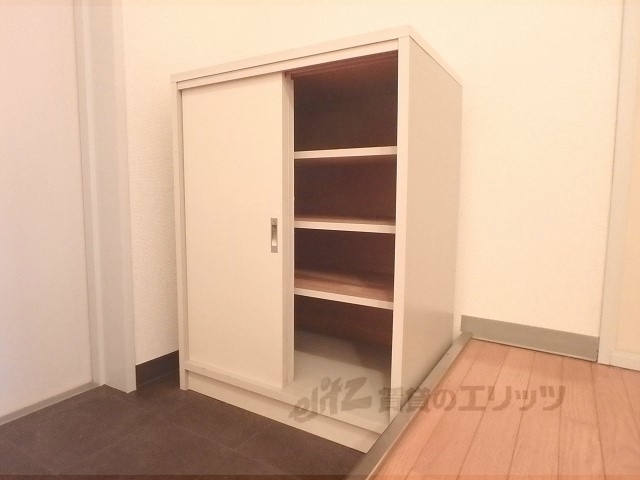 収納　下駄箱