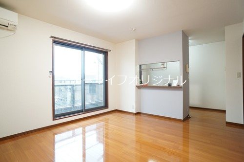 その他　リビング（別アングル）