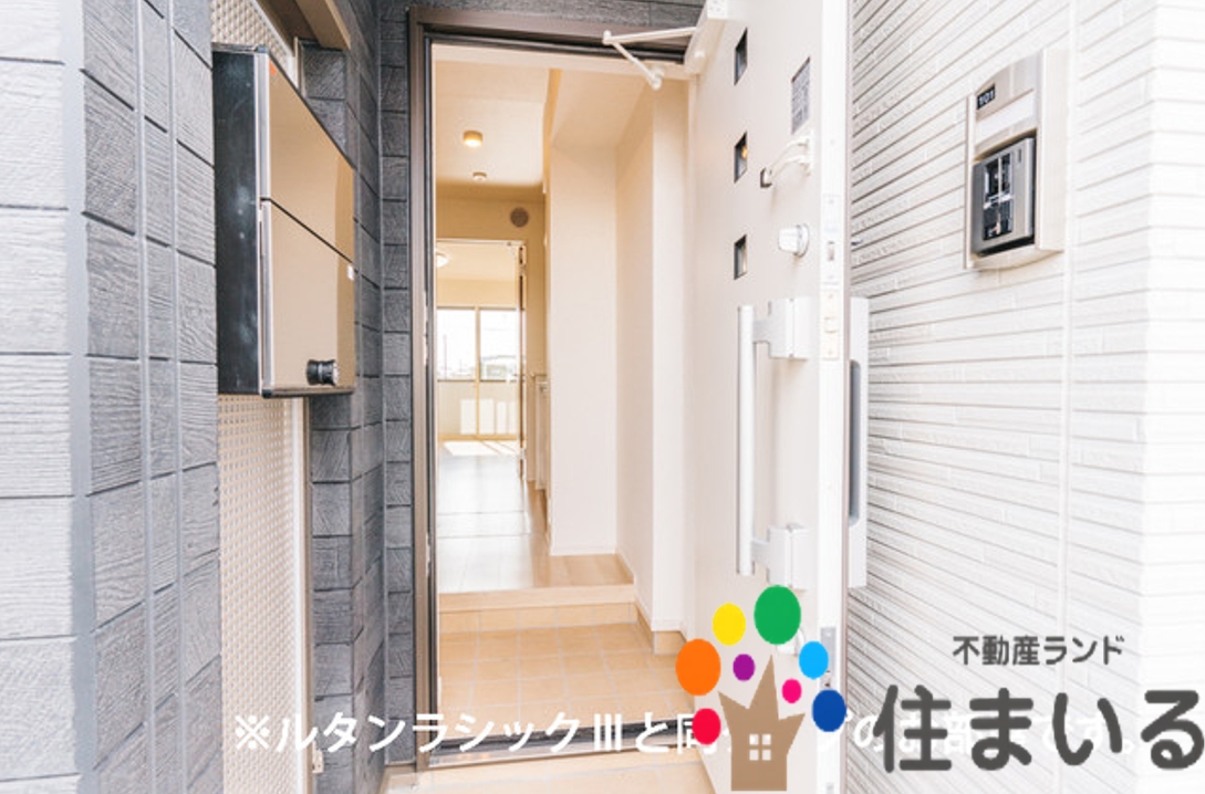 玄関　※写真は同型タイプとなります