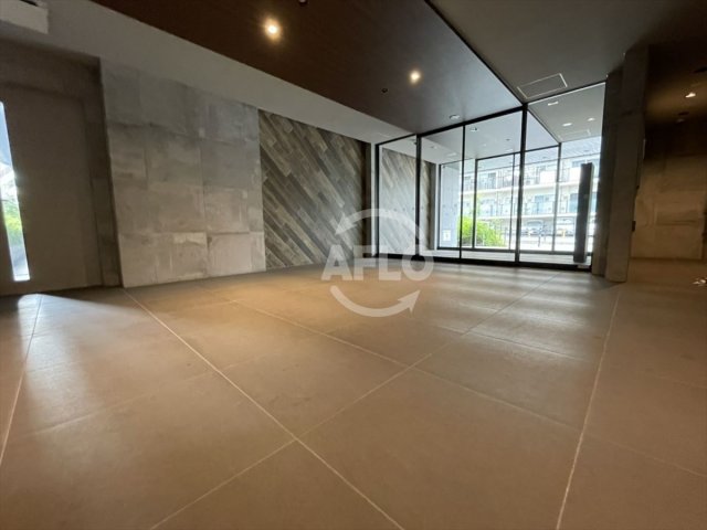 ロビー　スワンズシティ大阪城ノース　ロビー