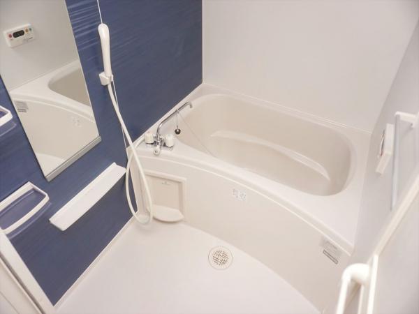 バス・シャワールーム　浴室