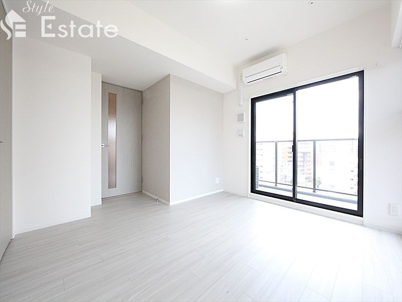 居室・リビング　内装