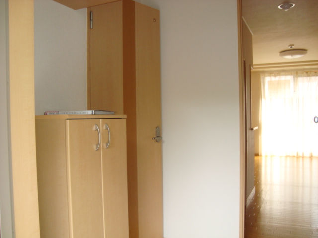 玄関　玄関（イメージ）