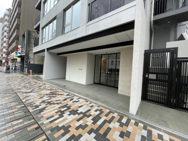 エントランス　エントランス部分