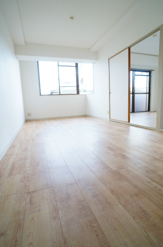 居室・リビング　※同建物・別号室の参考写真です★（実際のお部屋とは異なります