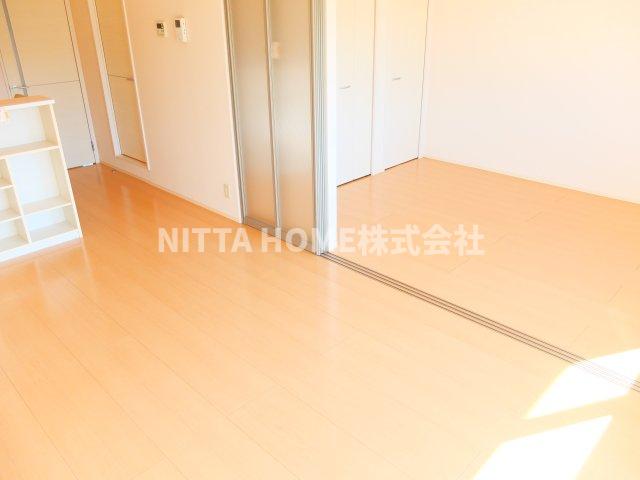 その他設備　引き戸を開けてると開放感があります♪