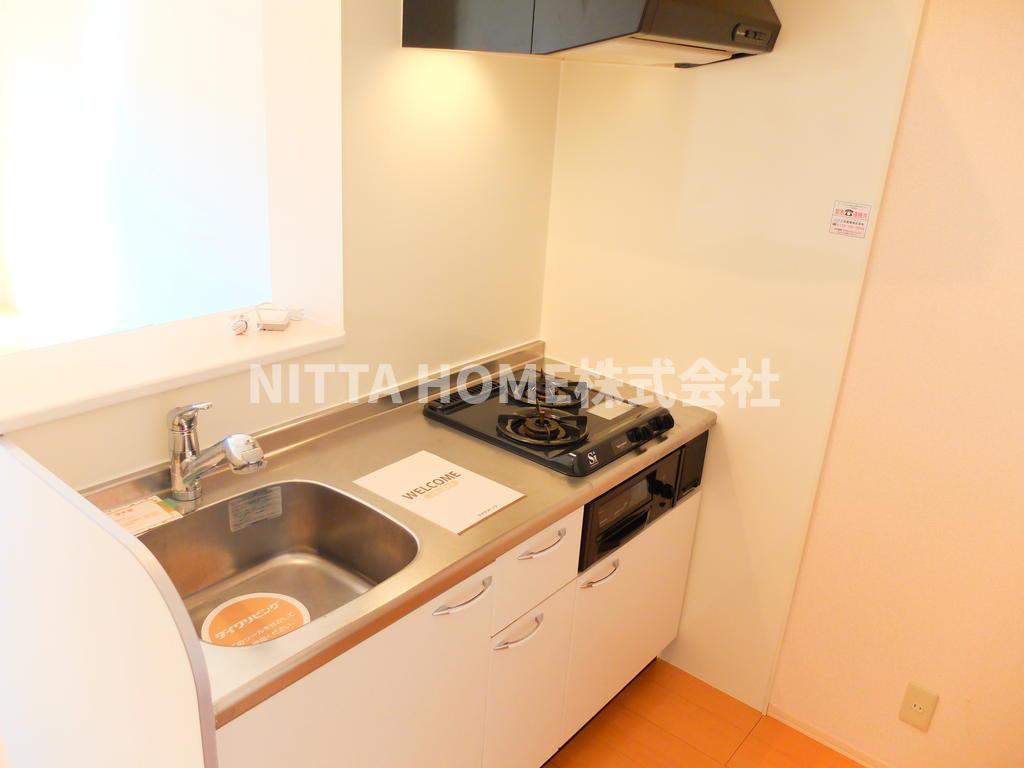 キッチン　２口ガスコンロ付き！！