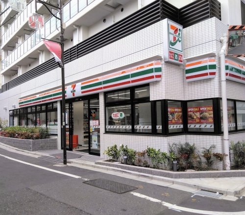 コンビニ　セブンイレブン 新宿中井駅前通り店（コンビニ）まで246m