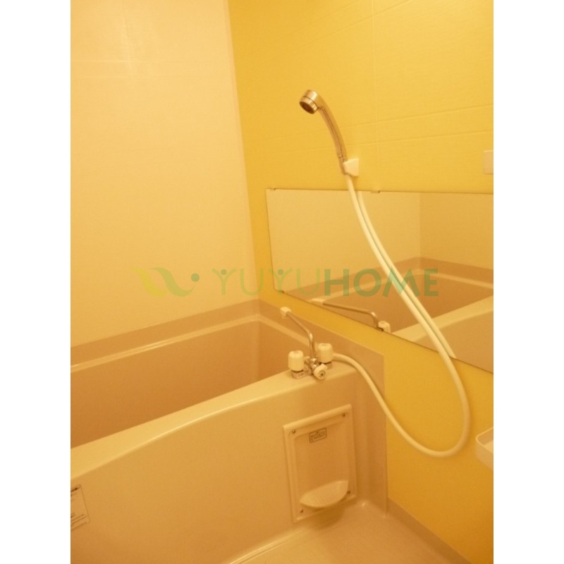 バス・シャワールーム　※間取り・設備等に相違がある場合は、現状優先※