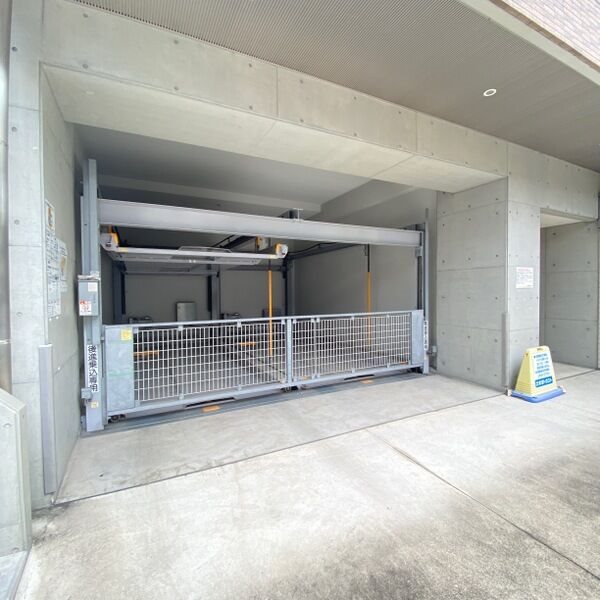 駐車場　★見学予約受付中★