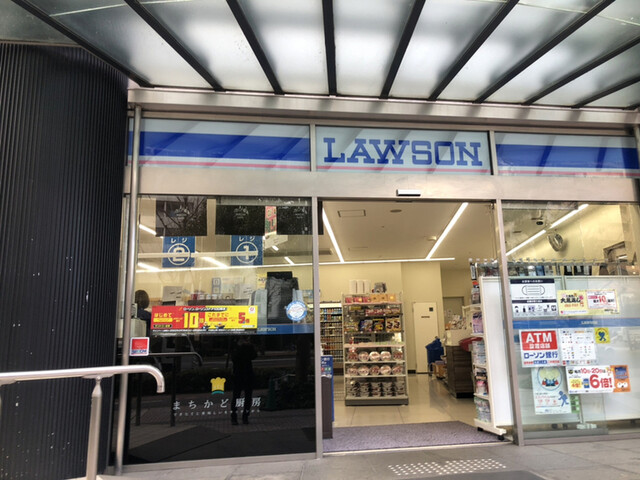 コンビニ　ローソン 江戸堀センタービル店（コンビニ）まで108m