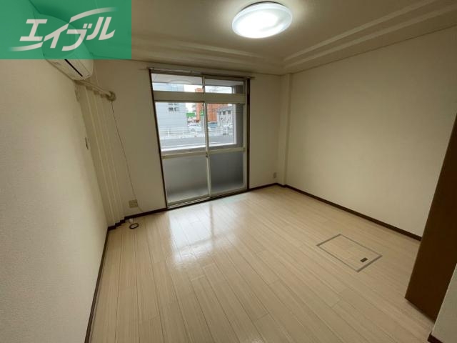 居室・リビング　洋室