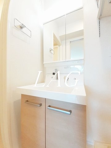 洗面設備　洗面台です。