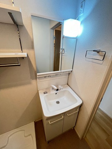 洗面設備　広い洗面スペース