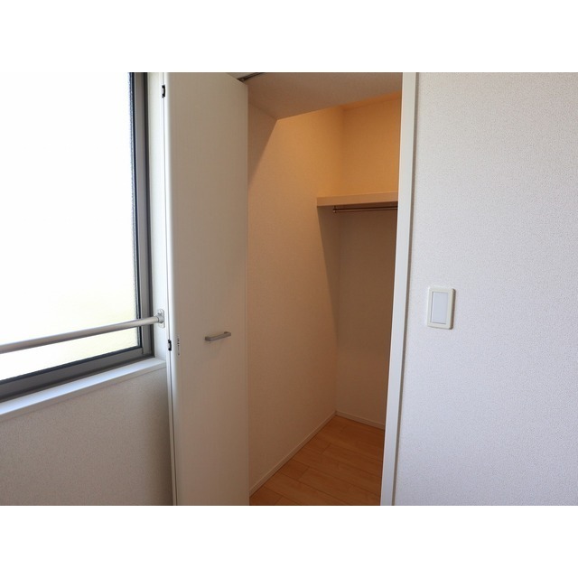 収納　ウォークインクローゼット