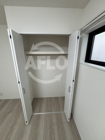 収納　ベルビュー巽南　クローゼット