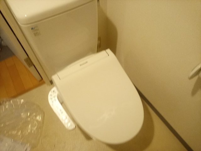 トイレ　シャワートイレ