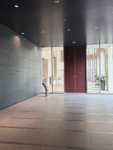 エントランス　エントランス