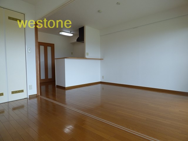 居室・リビング　カウンターキッチン