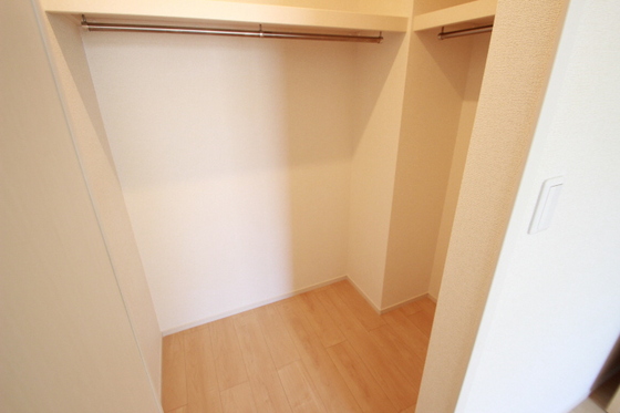 収納　※別部屋の写真です