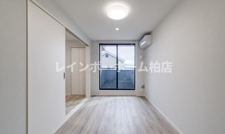 その他部屋・スペース　明るい色調の室内です