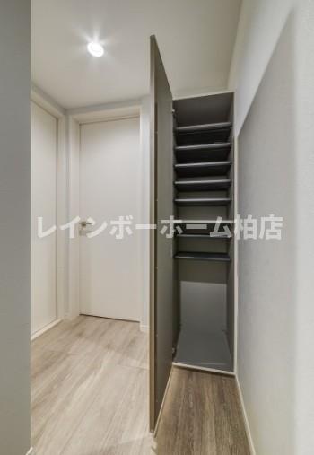 玄関　明るい玄関です