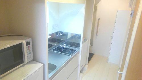 その他　白を基調としたシンプルな廊下です。