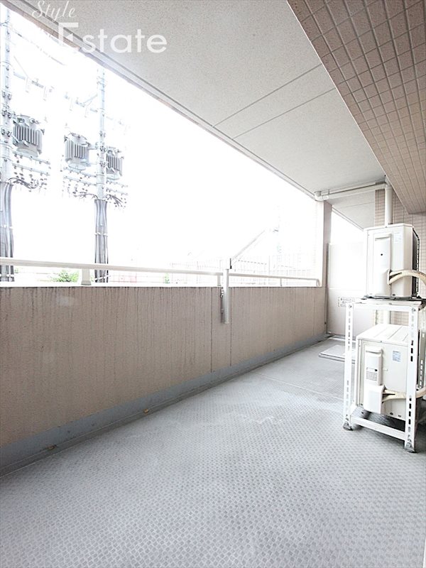 バルコニー　バルコニー