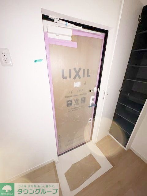 玄関　バルコニー