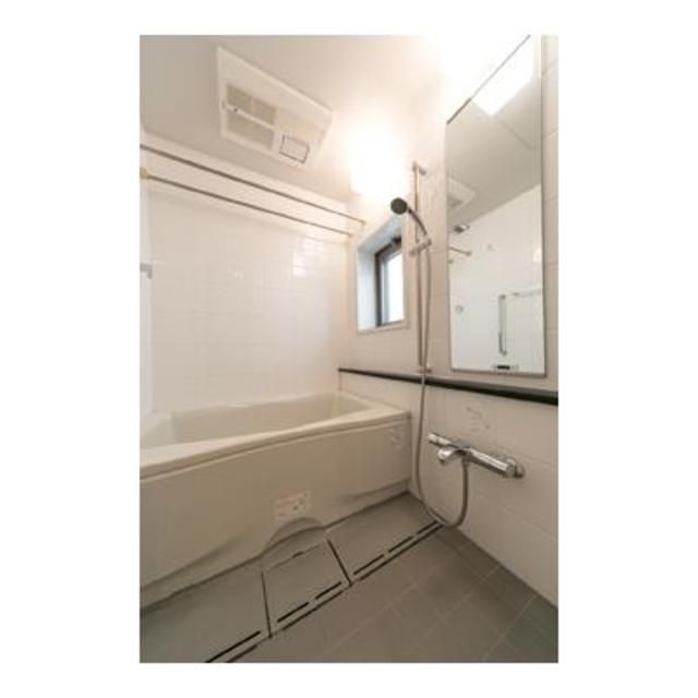 バス・シャワールーム　日々の疲れを癒すお風呂付です